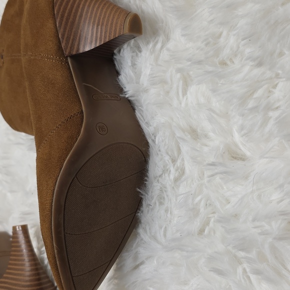 Nine West Brown Ankle Boots. Size 9. NWT! - Picture 9 of 10
